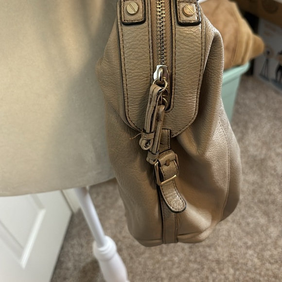 Banana Republic Grey Leather Shoulder Bag - Picture 3 of 8